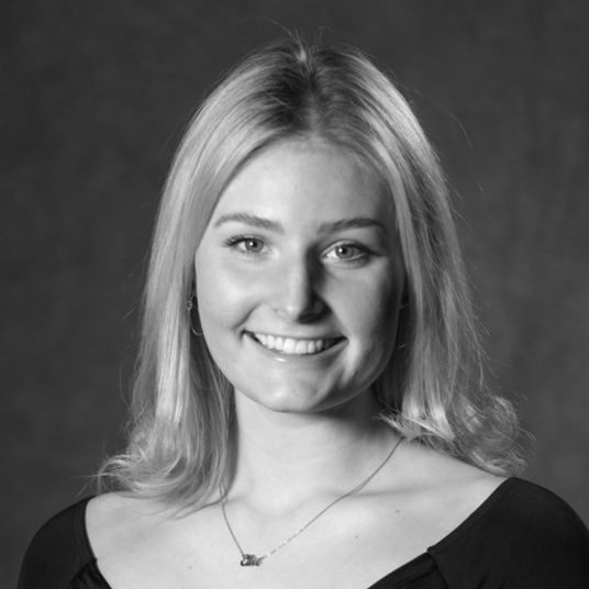 Ellie Garst head shot