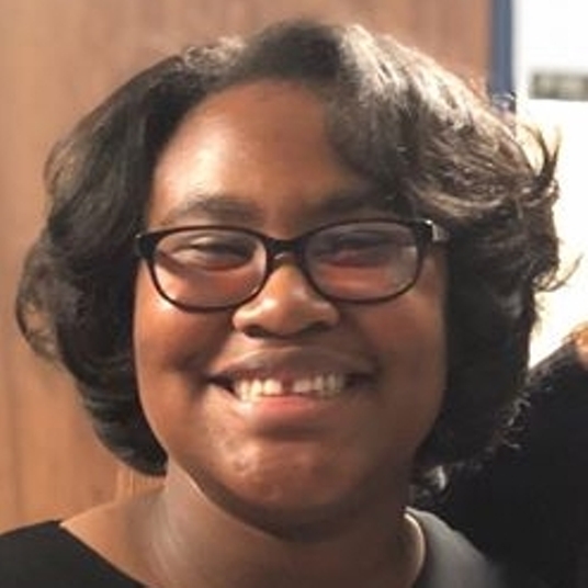 Mia Taylor head shot