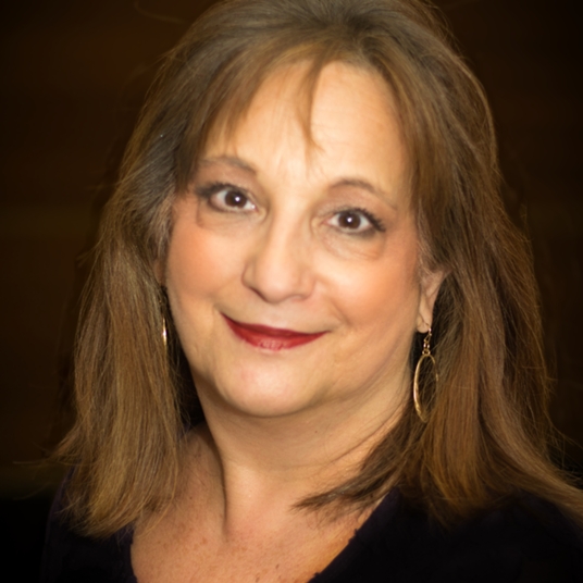 Barbara Macko head shot