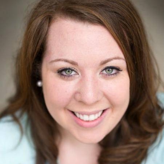 Holly Dickerson head shot