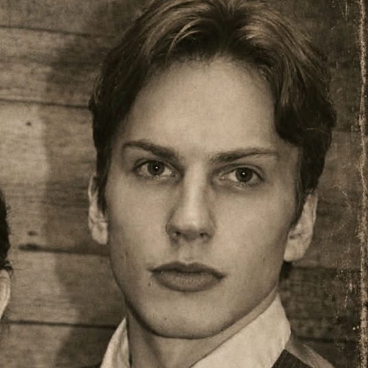 Thomas Weiner head shot