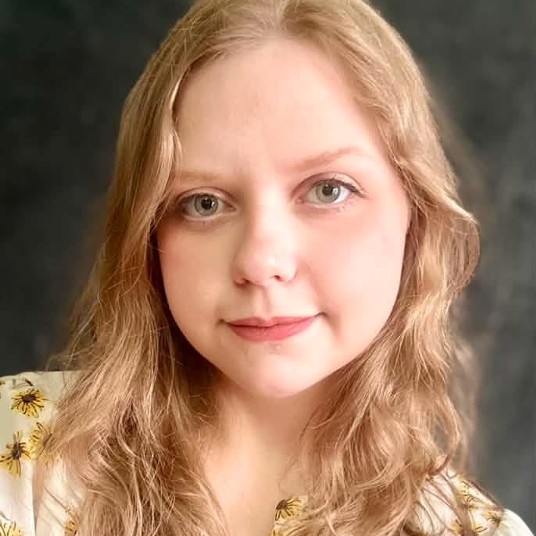 Melissa W. head shot