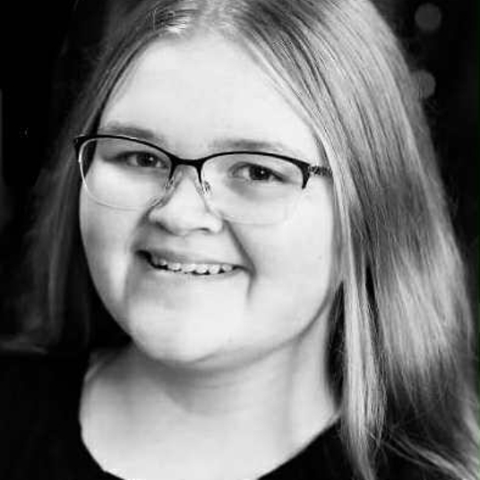 Charleigh Perry head shot