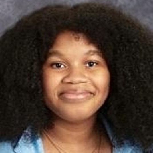 Alivia Moore head shot