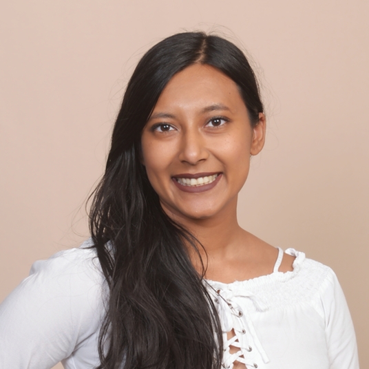 Puja Mazumder @mujapaz head shot