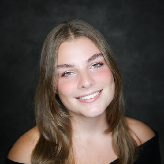 Vanessa Biddle head shot