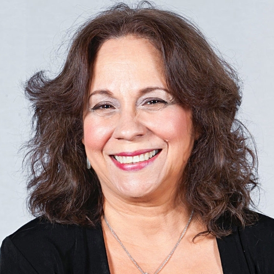 ROSALBA ROLÓN head shot