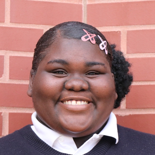 Nia Barbour head shot