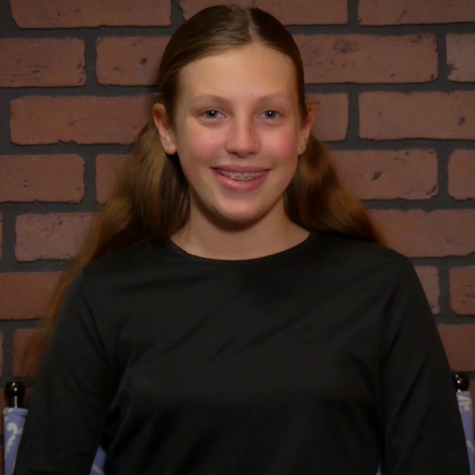Elliana Seyller head shot