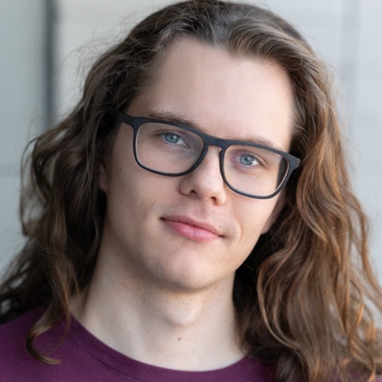 Luke George head shot