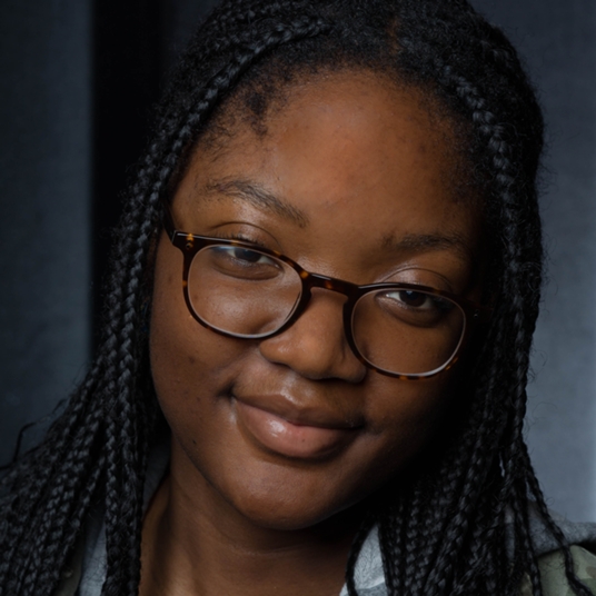 Sara Baende head shot
