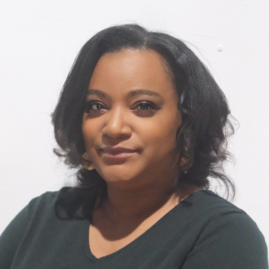 Davina Lopez head shot