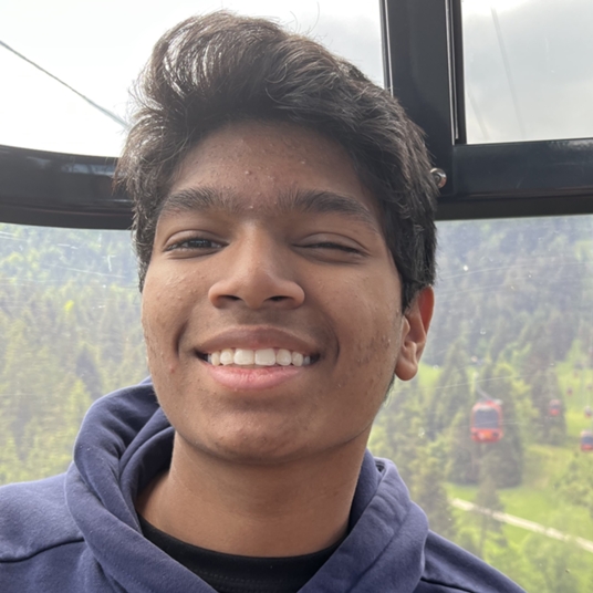 Shomit Ayub head shot