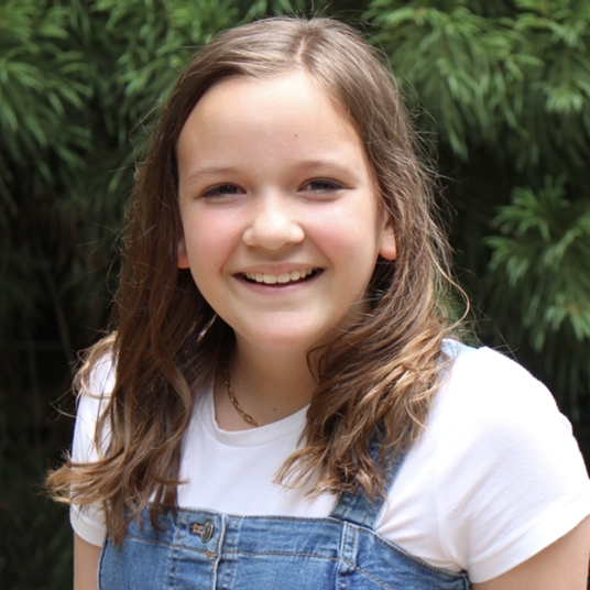 Emmy Bennett head shot