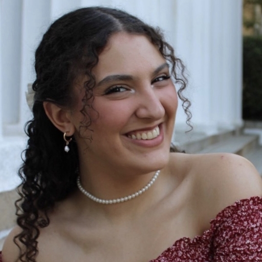 Jenna Gubran head shot
