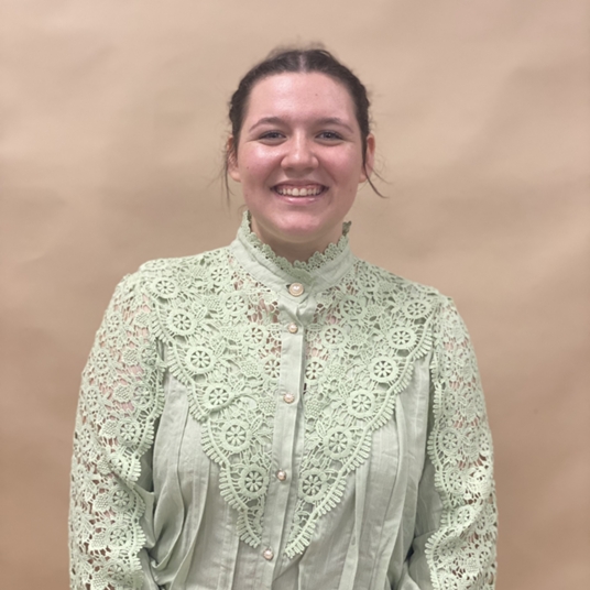 Olivia Carpenter head shot