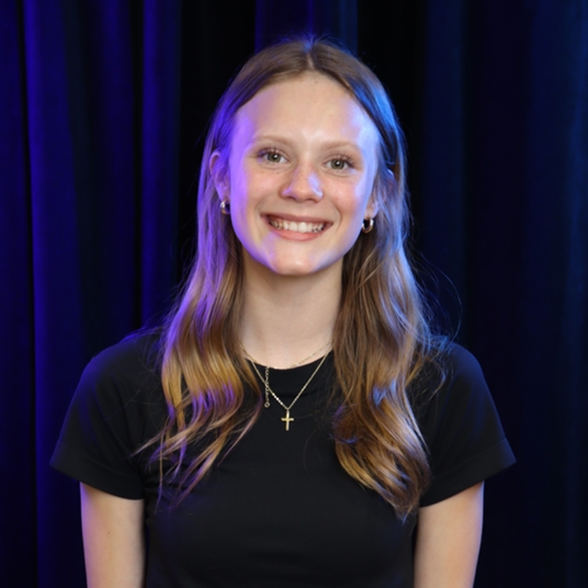 Ava Bakos head shot