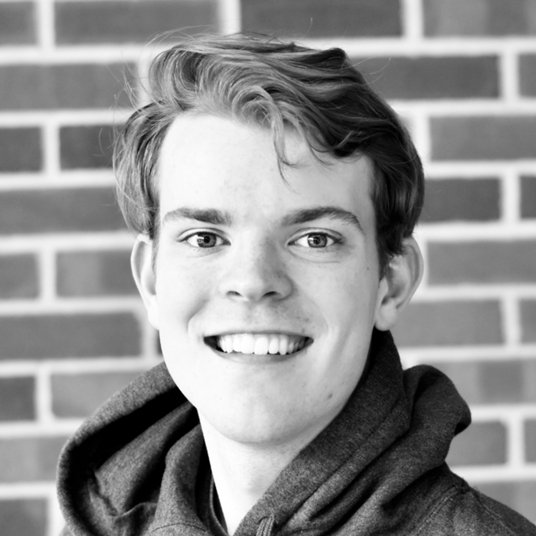 Nicholas Casey head shot