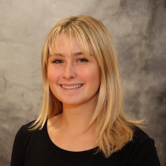 Gabby Deluca head shot