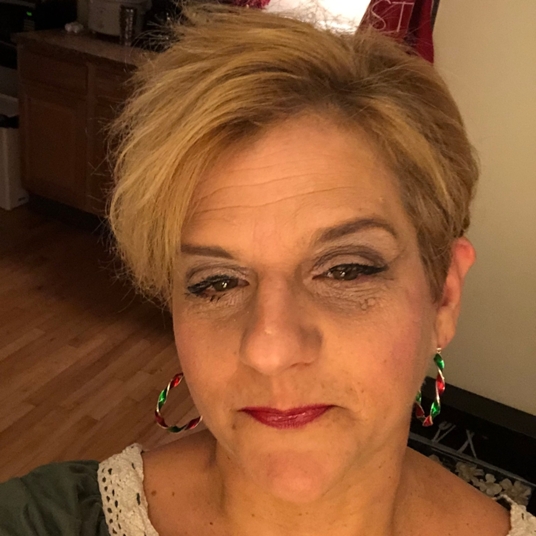 Laura Rizzo head shot