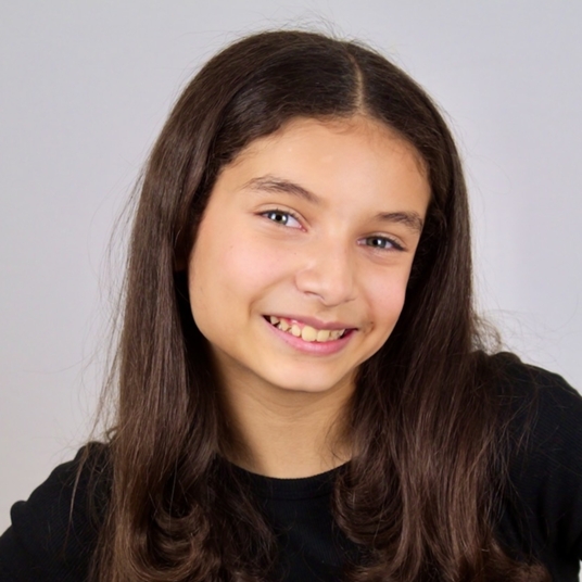 Juliana Letona head shot