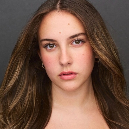 Maggie O'Neill head shot