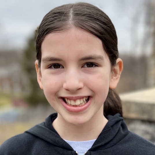 Mia Charen '30 head shot