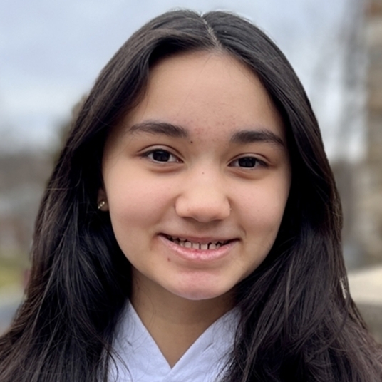 Lily Lappas '30 head shot