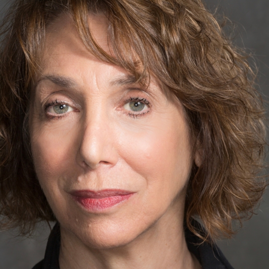 Linda Alper* head shot
