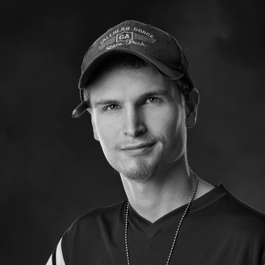 Evan Brackett head shot