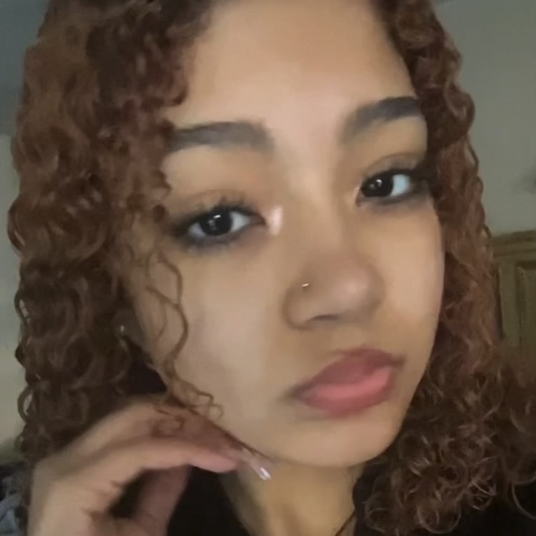 Aniyah Garrett head shot