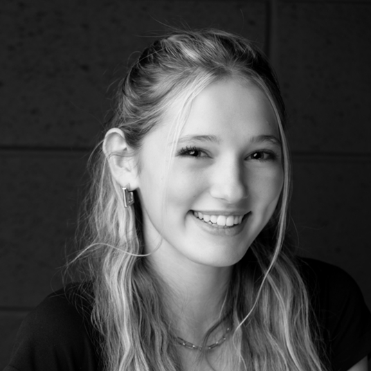 Nicole Papera head shot