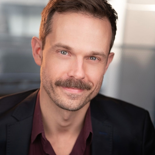 Billy Steeves head shot