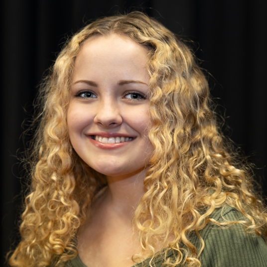 Hayley Clark head shot