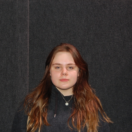 Kate Peresvyetova head shot