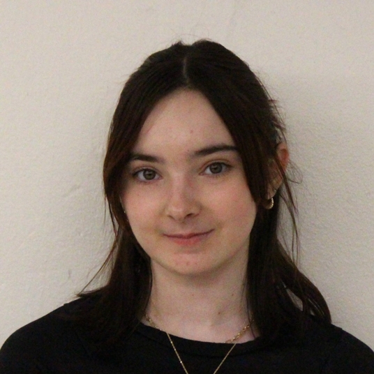 Caroline Benham head shot