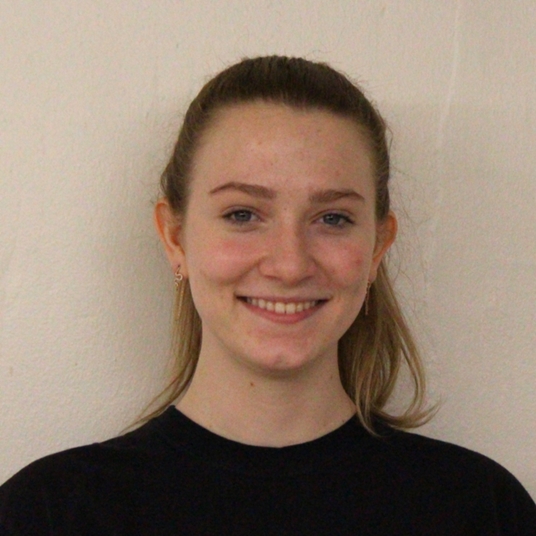 Samantha Minner head shot