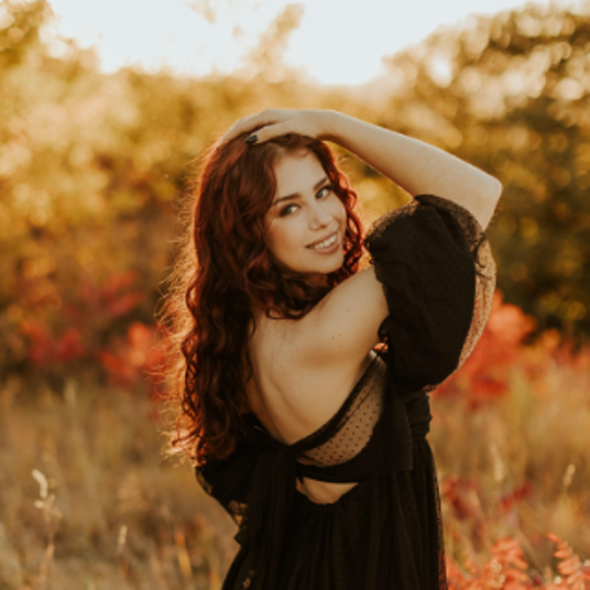 Isabelle Greenemeyer head shot