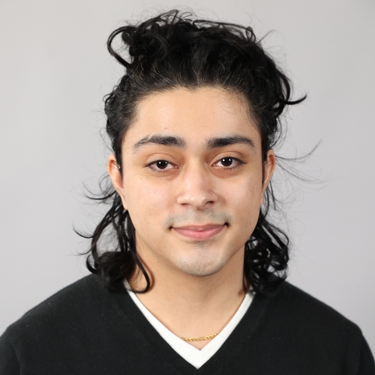 Luis De La Torre head shot