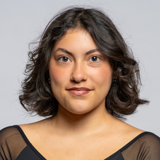 Elena Sapien head shot
