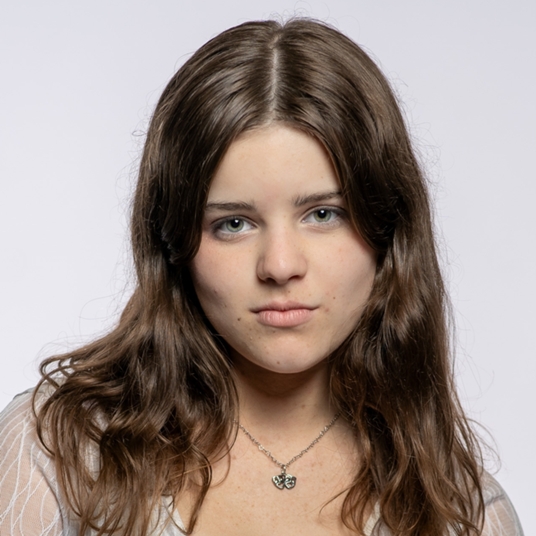 Ally Chernow** head shot
