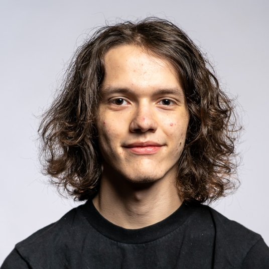 Adrian Ives head shot