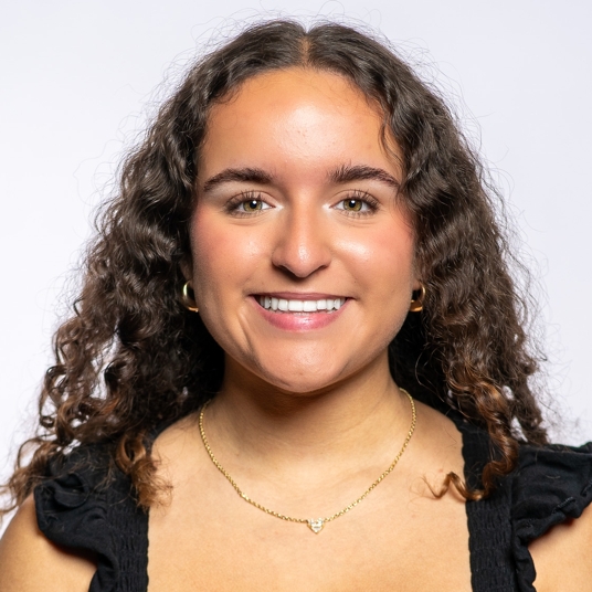 Mia Chacon* head shot
