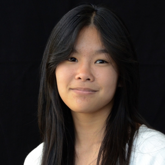 Claire Zheng head shot