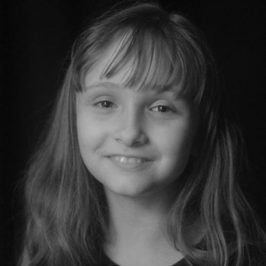 Madeleine Schilling head shot