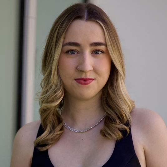 Isabel Breakey head shot