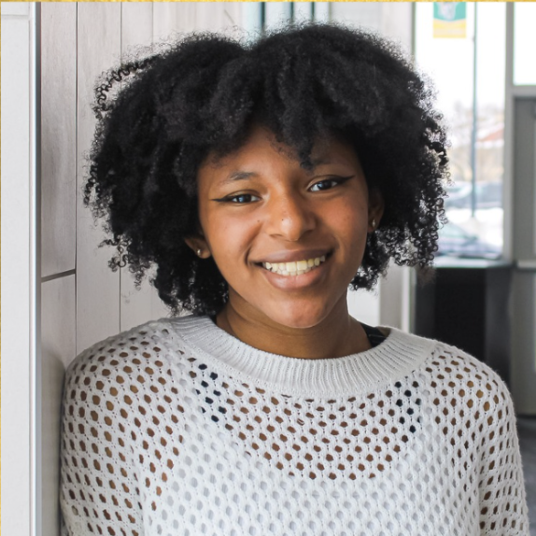 Zuri Robinson head shot
