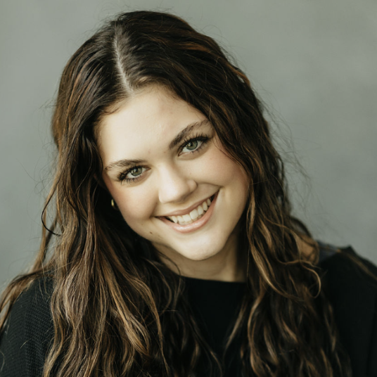 Syriana Sharpe head shot