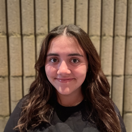 Mollie Leonard '26 head shot