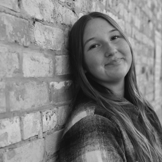 Julia Guthrie head shot